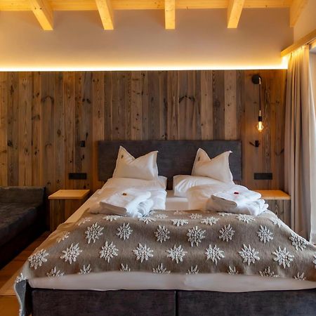 Hotel Rezia La Villa  Ngoại thất bức ảnh