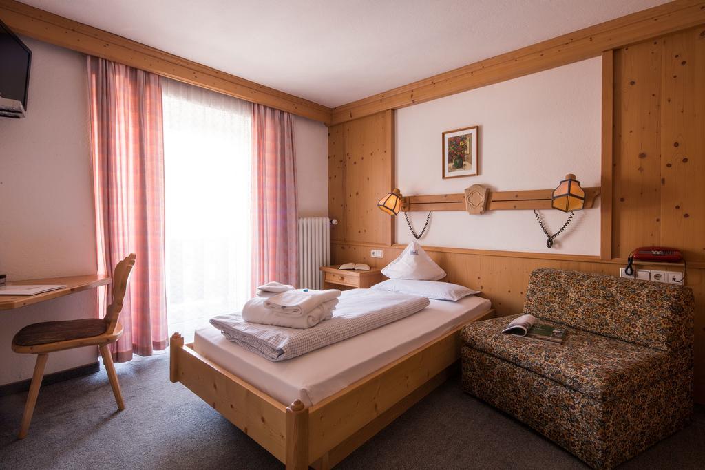 Hotel Rezia La Villa  Ngoại thất bức ảnh