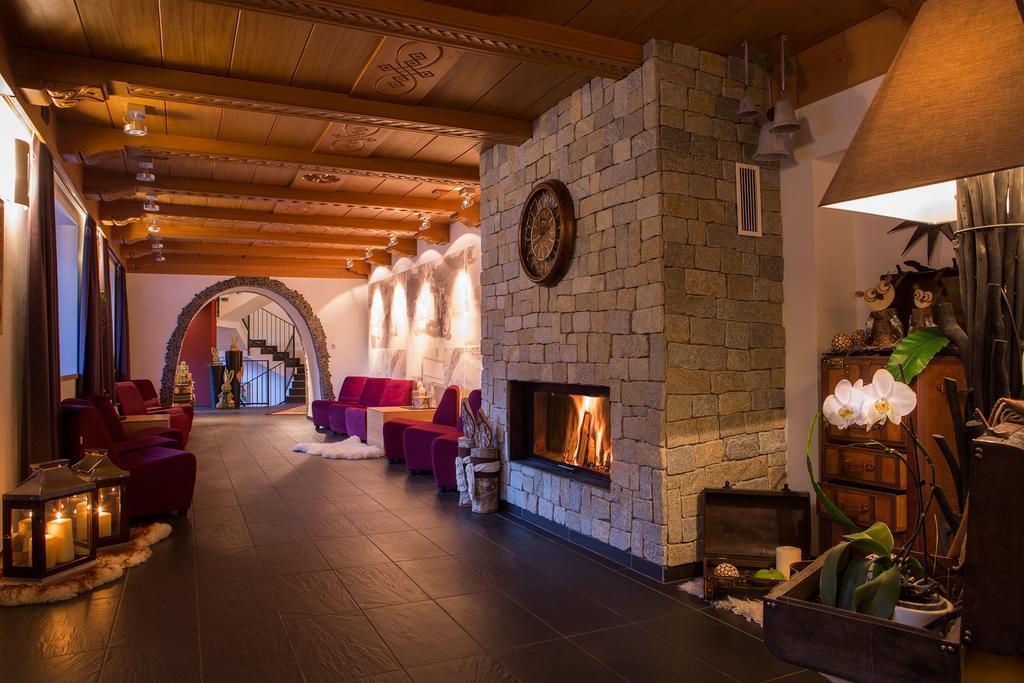 Hotel Rezia La Villa  Ngoại thất bức ảnh