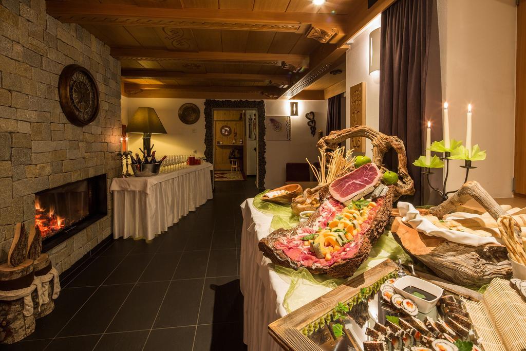 Hotel Rezia La Villa  Ngoại thất bức ảnh