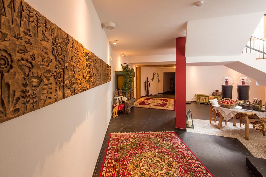 Hotel Rezia La Villa  Ngoại thất bức ảnh