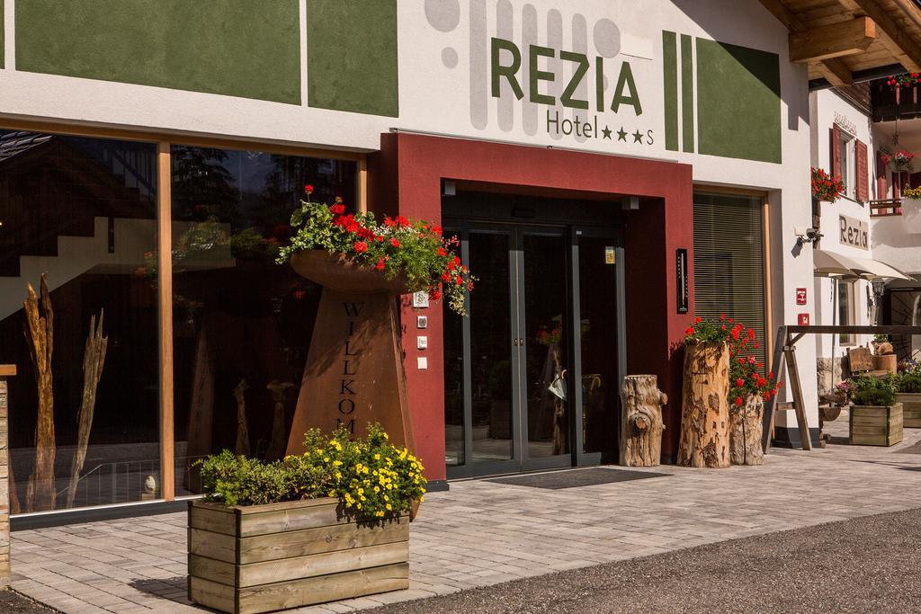 Hotel Rezia La Villa  Ngoại thất bức ảnh